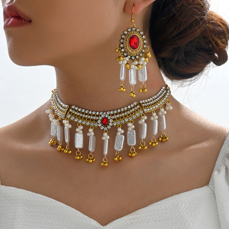Ethnic-style Pearl Flower Necklace And Earrings Set
