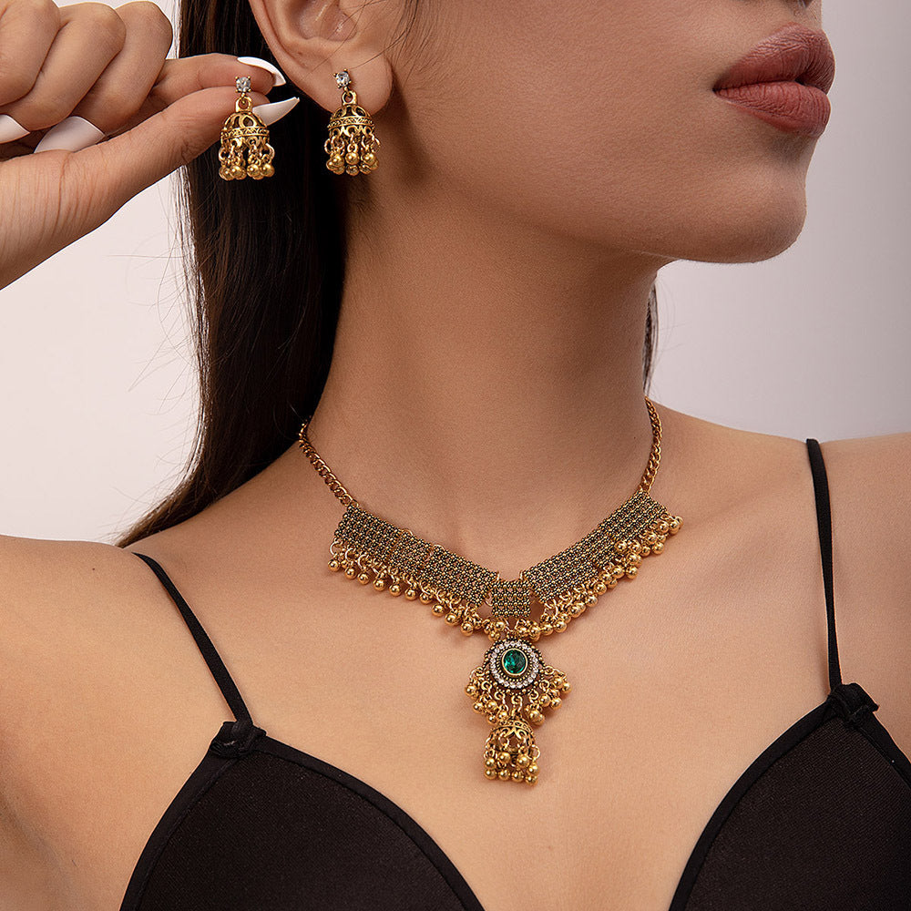 Ethnic-style Pearl Flower Necklace And Earrings Set