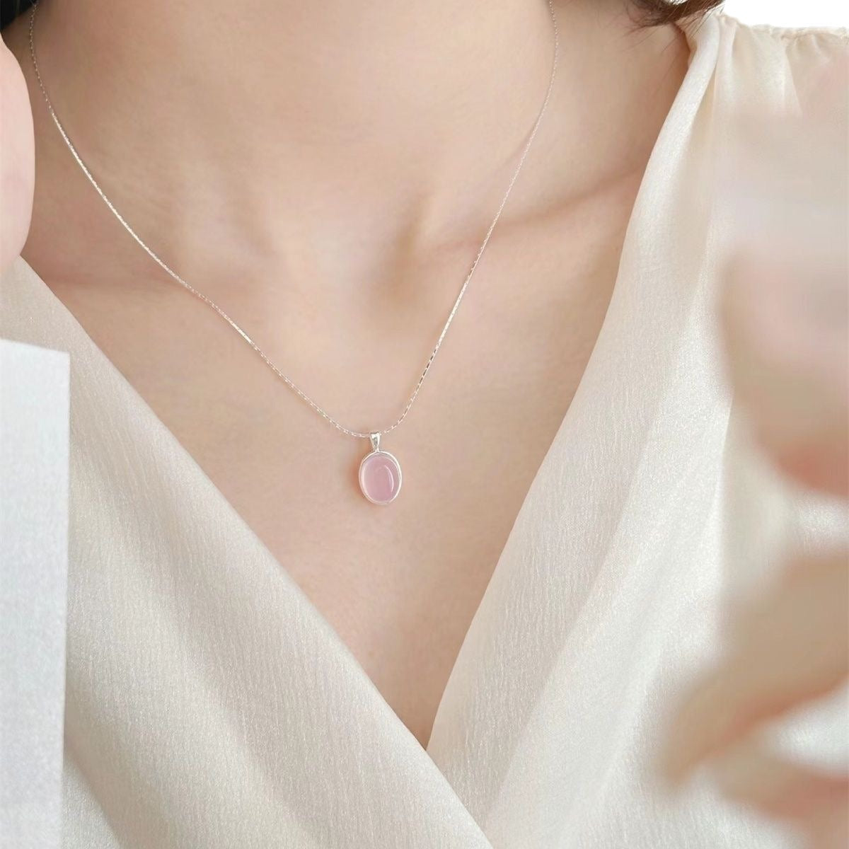 Strawberry Quartz Crystal Necklace Womens Pendant Collarbone