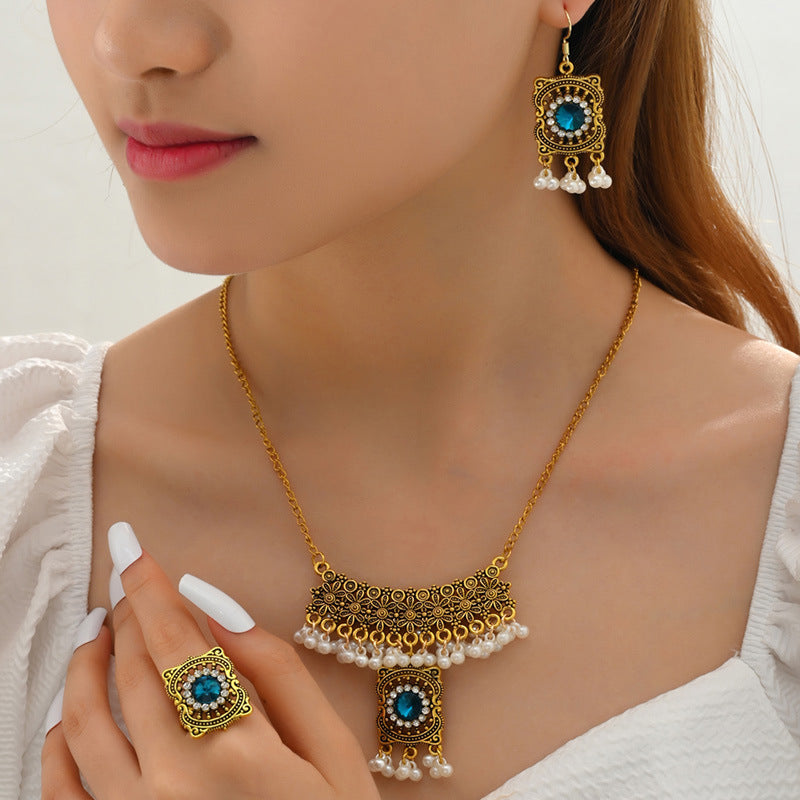 Ethnic-style Pearl Flower Necklace And Earrings Set